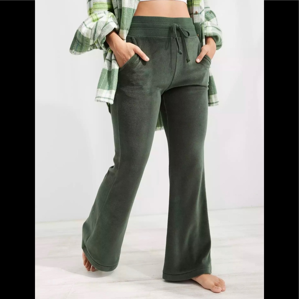 Aerie velour flare sweatpants